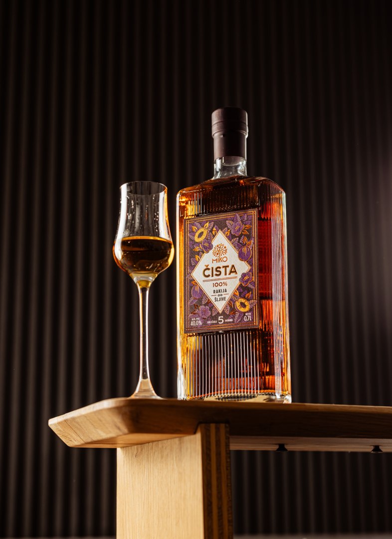 MIKO Čista šljivovica — rakija meseca februara na Destilisti